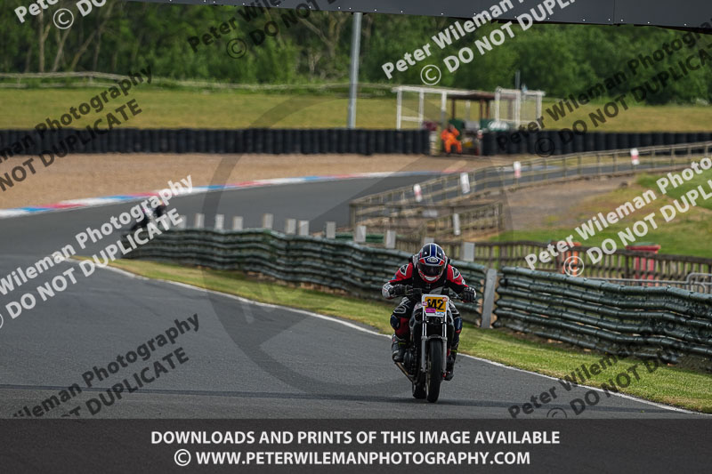 enduro digital images;event digital images;eventdigitalimages;mallory park;mallory park photographs;mallory park trackday;mallory park trackday photographs;no limits trackdays;peter wileman photography;racing digital images;trackday digital images;trackday photos
